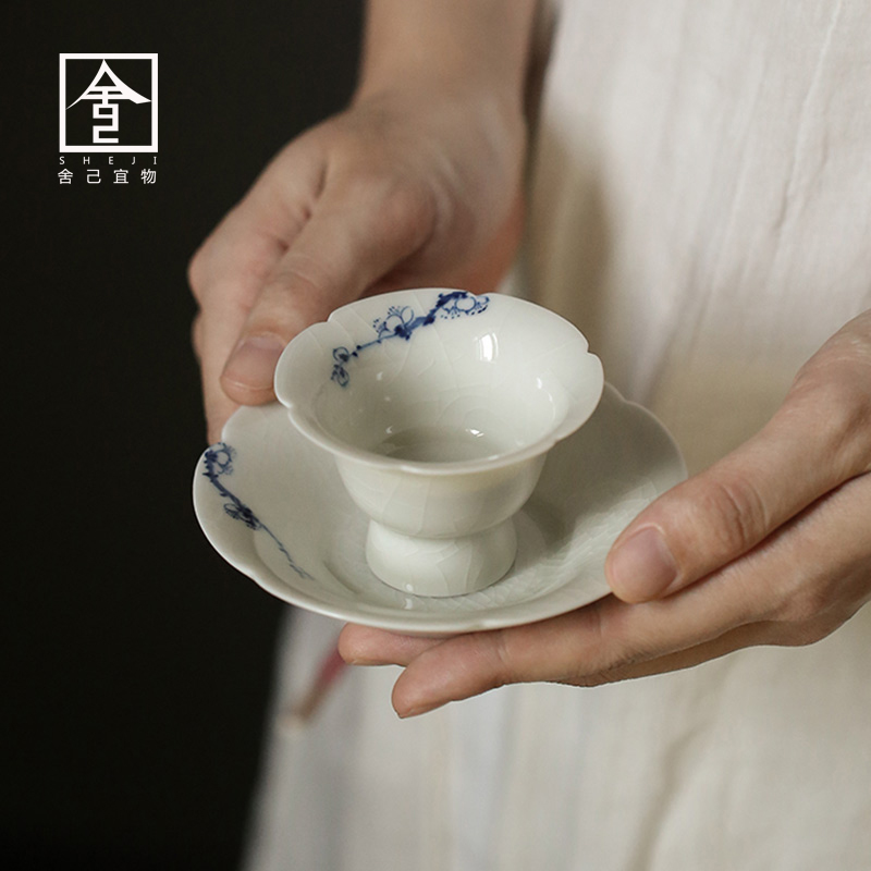 Left up hand - made ceramic kung fu master cup sample tea cup master Japanese cups a single household of jingdezhen tea service