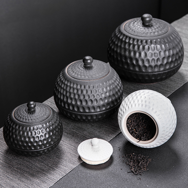 Treasure minister 's ceramic tea pot seal pot of black household size small storage jar small caddy fixings tea boxes