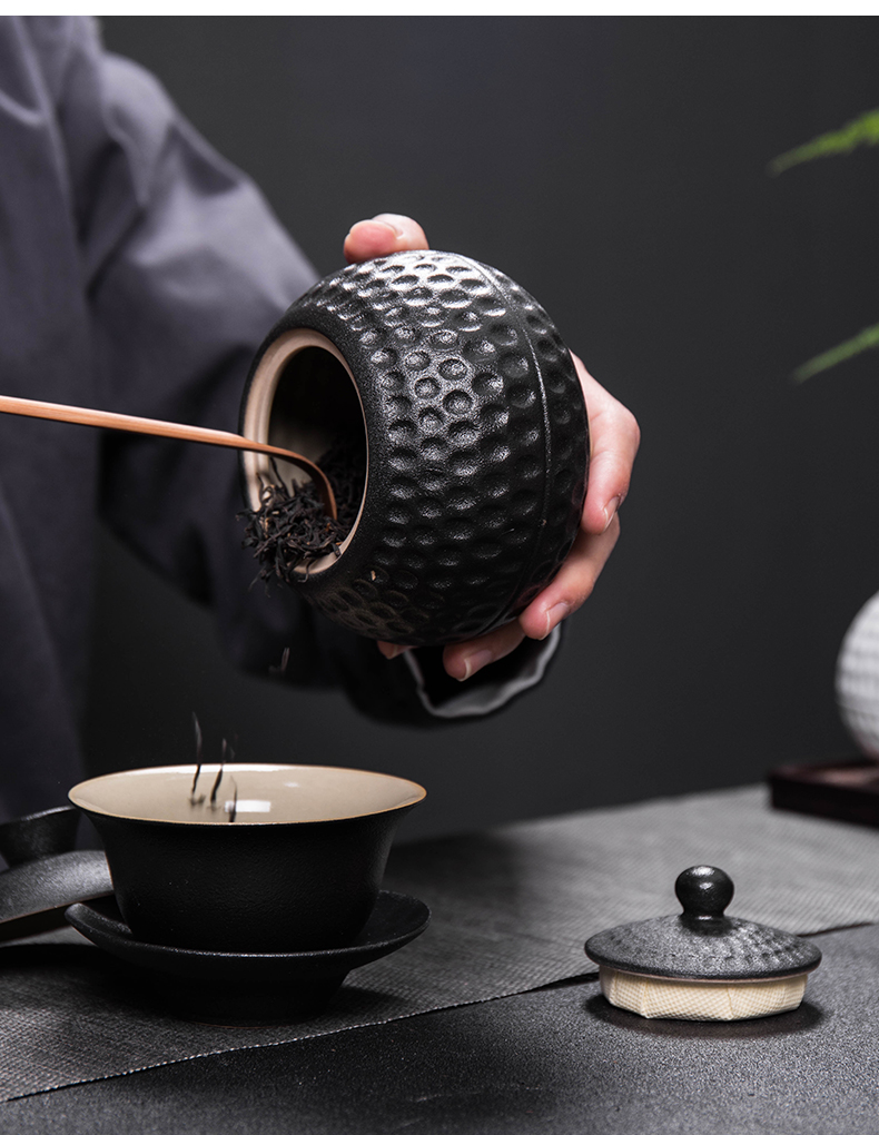Treasure minister 's ceramic tea pot seal pot of black household size small storage jar small caddy fixings tea boxes