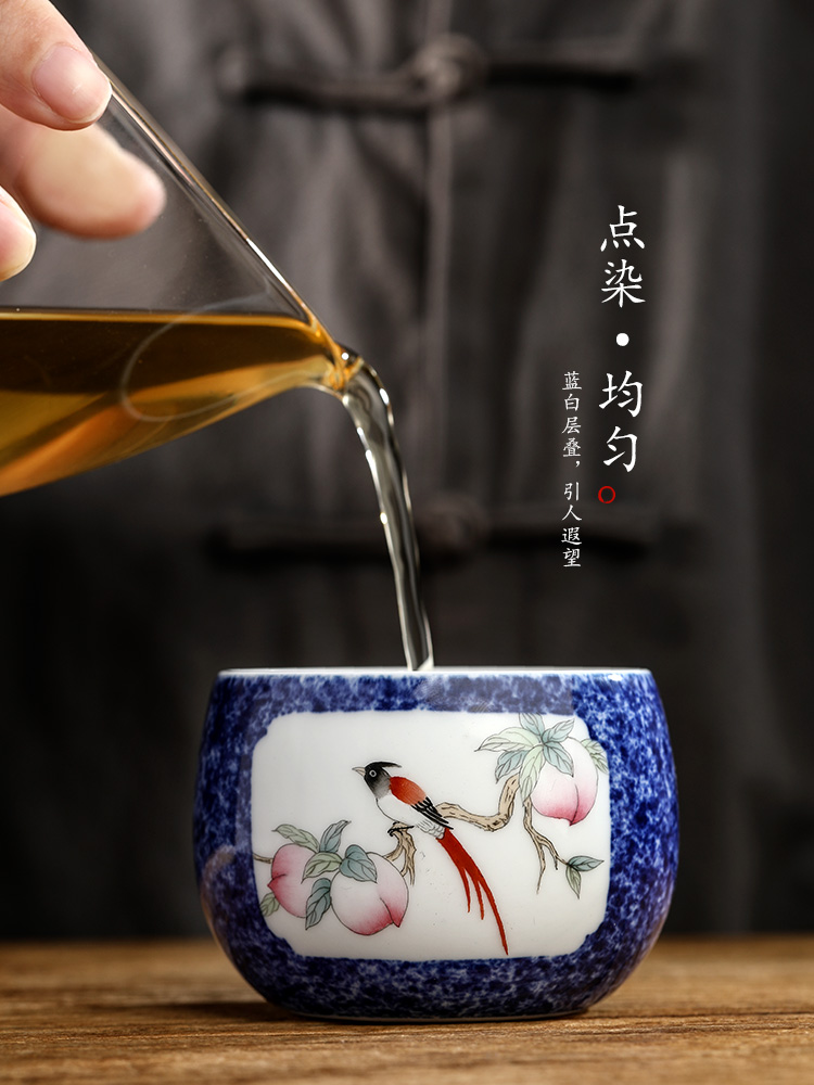 Hand draw flowers and birds masters cup single cup men 's jingdezhen kung fu tea cups sample tea cup only pure manual blue glaze tea set