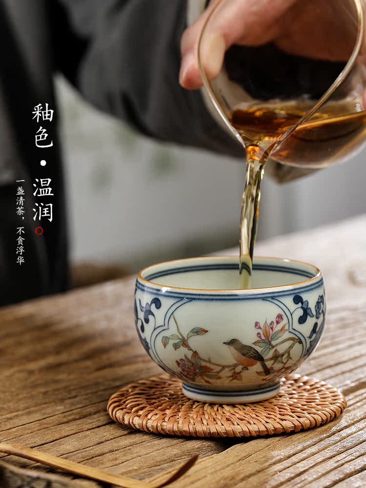 Pure manual jingdezhen blue and white master cup single CPU hand - made painting of flowers and kung fu tea sample tea cup single ceramic tea set