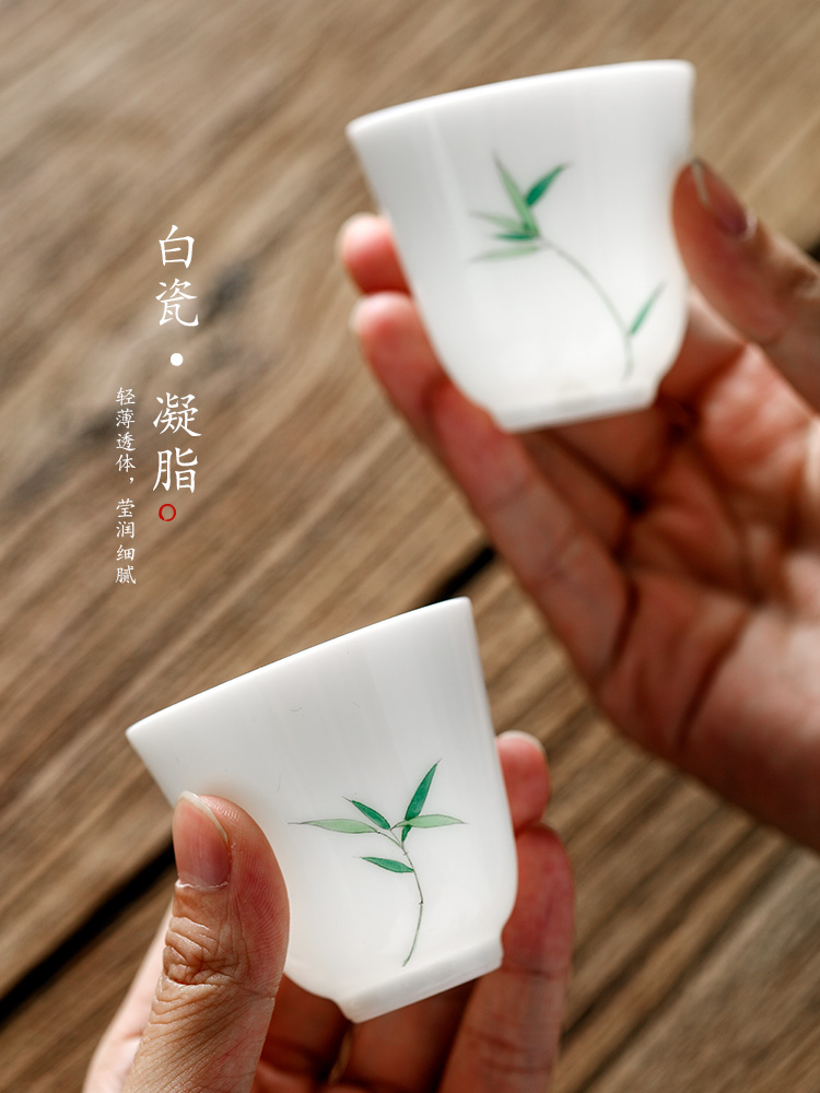 Jingdezhen porcelain hand - made of ceramic cups a single sample tea cup kung fu master cup single CPU fragrance - smelling cup tea set