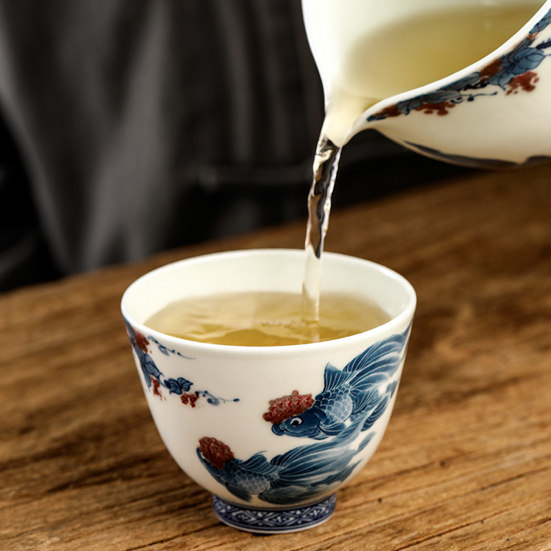 Lin Yuehong jingdezhen blue and white youligong hand - made master cup single cup pure manual kung fu tea cups ceramic sample tea cup