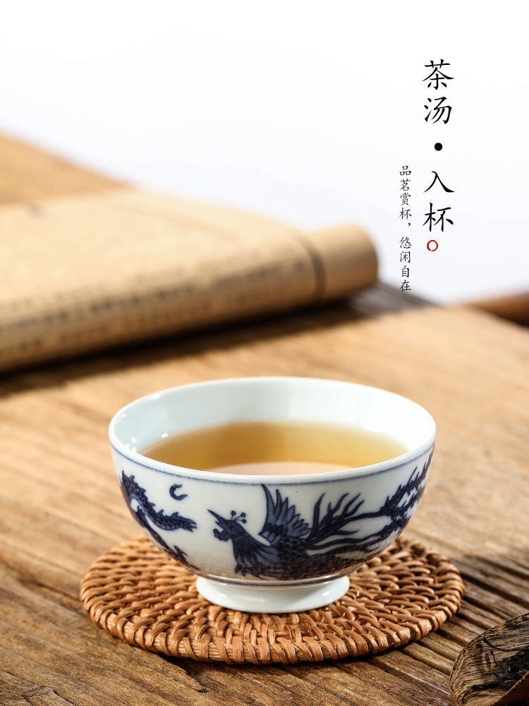 Jingdezhen porcelain kung fu tea masters cup single cup tea pure manual sample tea cup only hand - made longfeng bowl