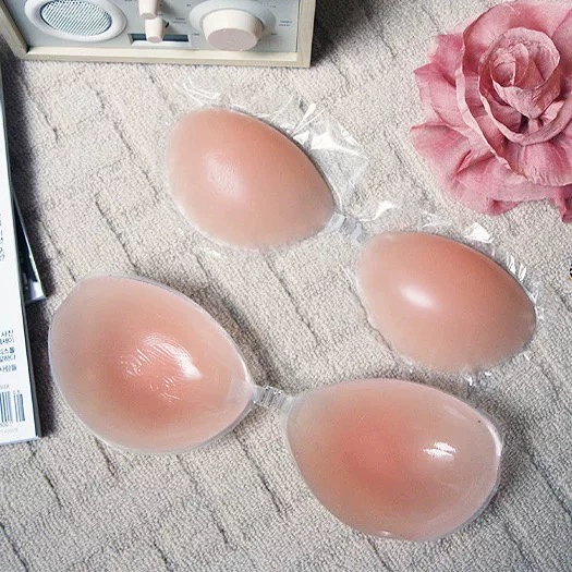 2018 mới silicone vô hình áo ngực dán ngực nhỏ dày bơi không thấm nước với dây đeo vai tụ tập áo cưới thoáng khí núm vú