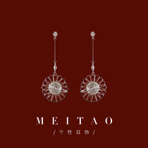 Advanced sense earrings 2021 New Tide Net red temperament long pearl earrings female sterling silver design sense earrings niche