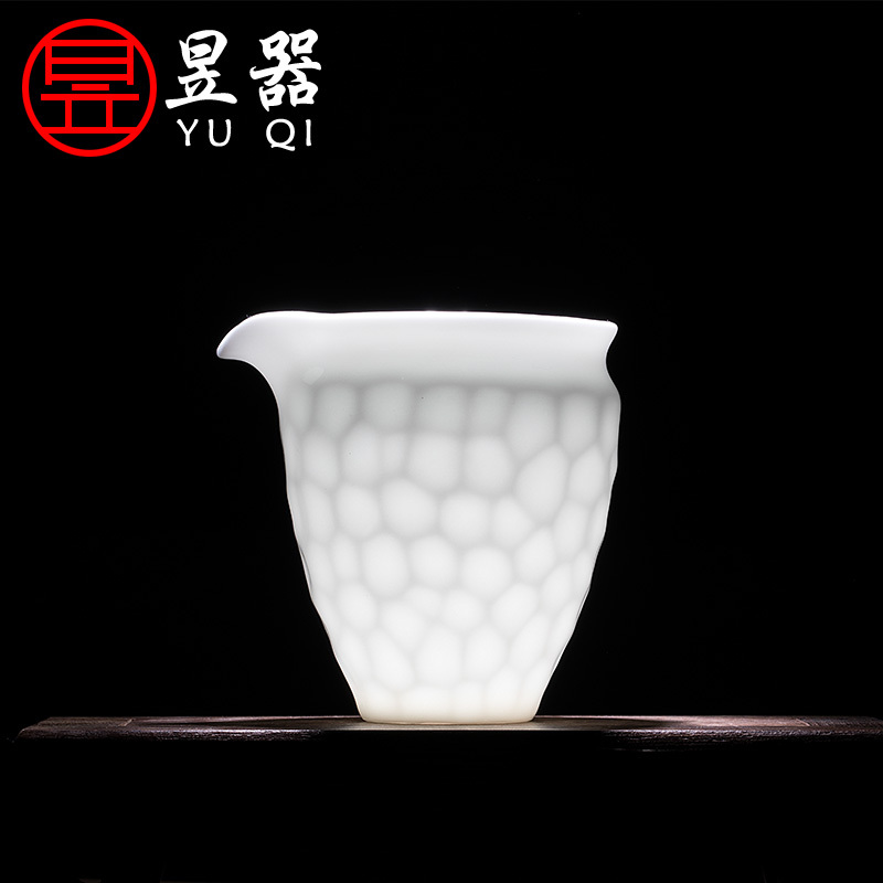 Yu ware jingdezhen porcelain white porcelain hammer and fair keller cup kung fu tea set more heat points of tea, tea sea