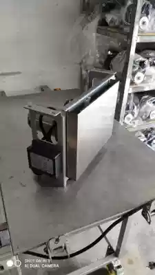 Dust-free chainsaw lifting without Bevel cutting without saw blade