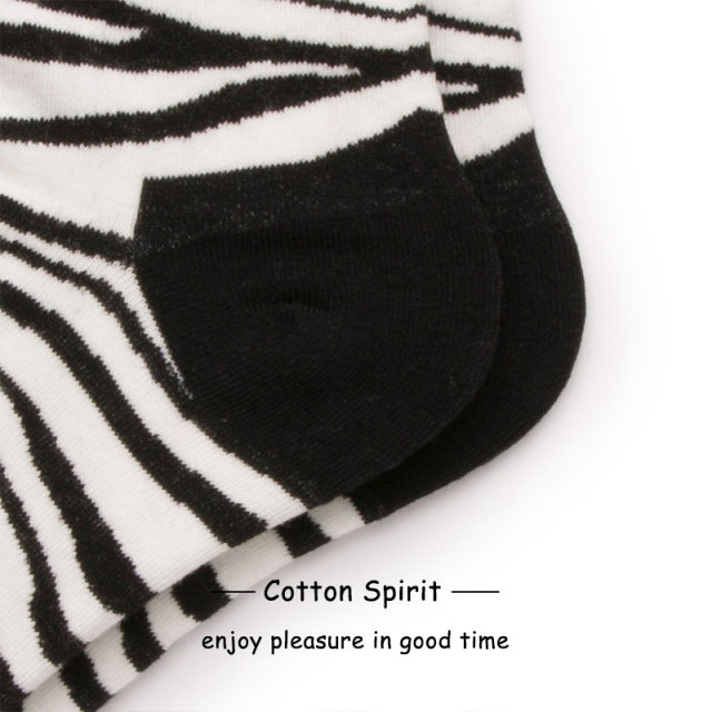 Socks women's mid-tube spring and autumn college wind pure cotton stockings male zebra cow socks Korean version cute Japanese ins tide