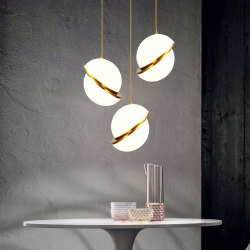 Nordic Bar Counter Gold Pendant Light, Minimalist Creative Decoration for Restaurant, Modern Bedside Stylish Staggered Sphere Ball Lamp