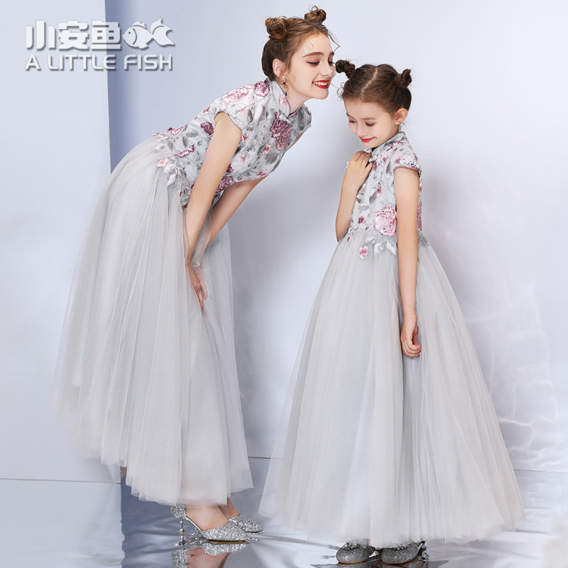 Clear cabin pro-daughter dress Princess Leipzig Princess Dress Fluffy annual conference host dance walk show Dress Foreign Dress