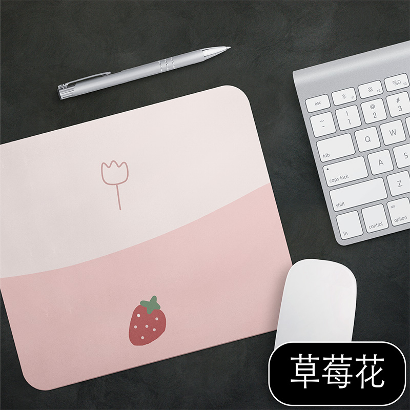 Small Number of Mouse Pads Cute Girls Cartoon Brief About Little Fresher Art Games Creativity Electric Race Desk Mat Cortex