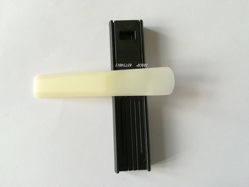 Sậy ống nhựa đen lau sậy thủ công clarinet nhựa sậy nhựa lau sậy nhạc cụ phụ kiện quà tặng clip sậy - Phụ kiện nhạc cụ bộ dây đàn guitar classic