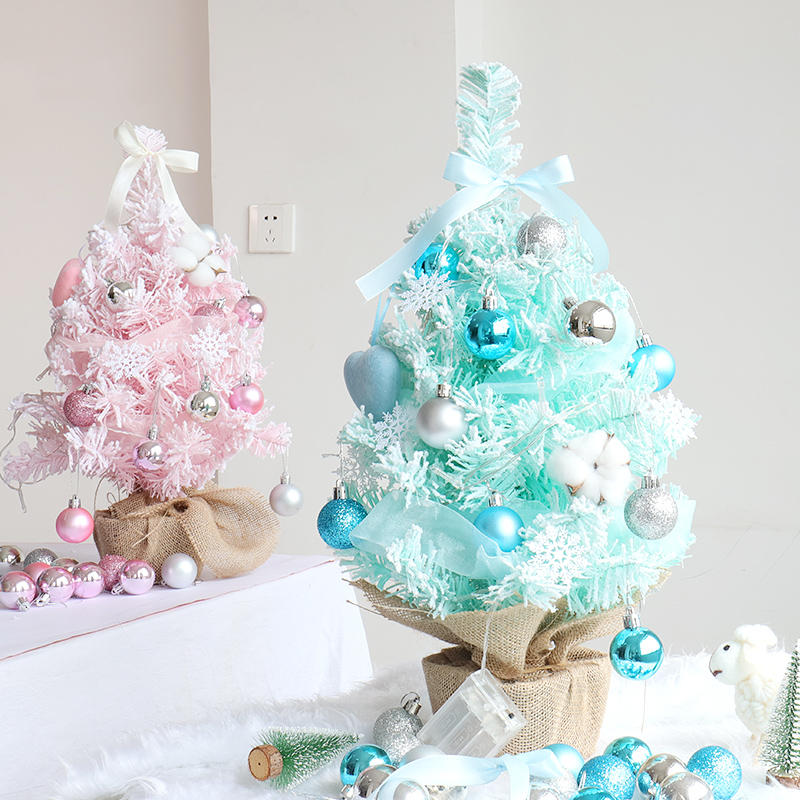 Christmas decorations powder blue Christmas tree girl heart small gift creative Korean version of the net red photo photography props