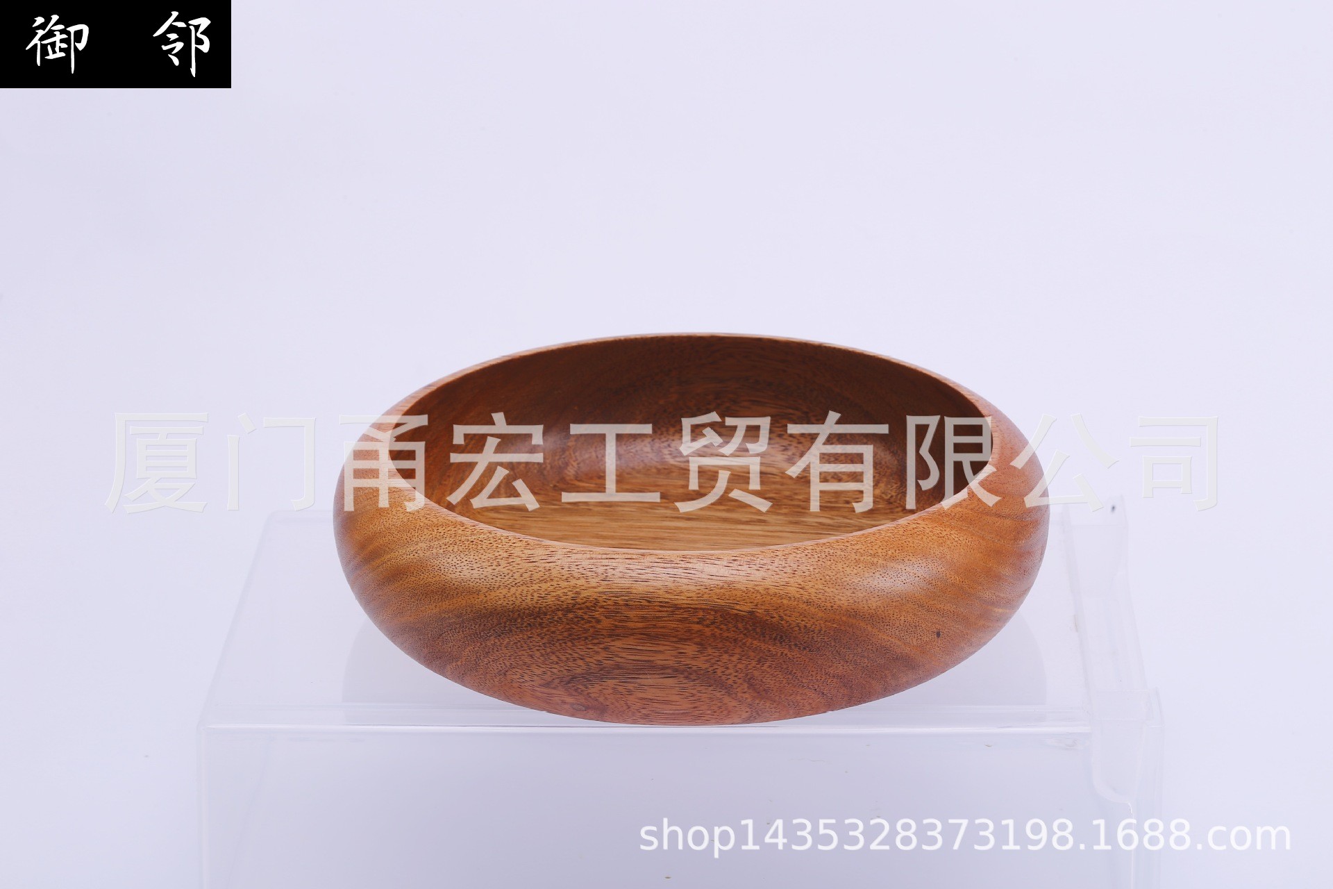 Gỗ óc chó tròn tấm gỗ thủ công Sáng tạo toàn bộ bát trái cây Tấm trái cây Snack tấm trái cây sấy khô - Tấm đồ gia dụng gỗ