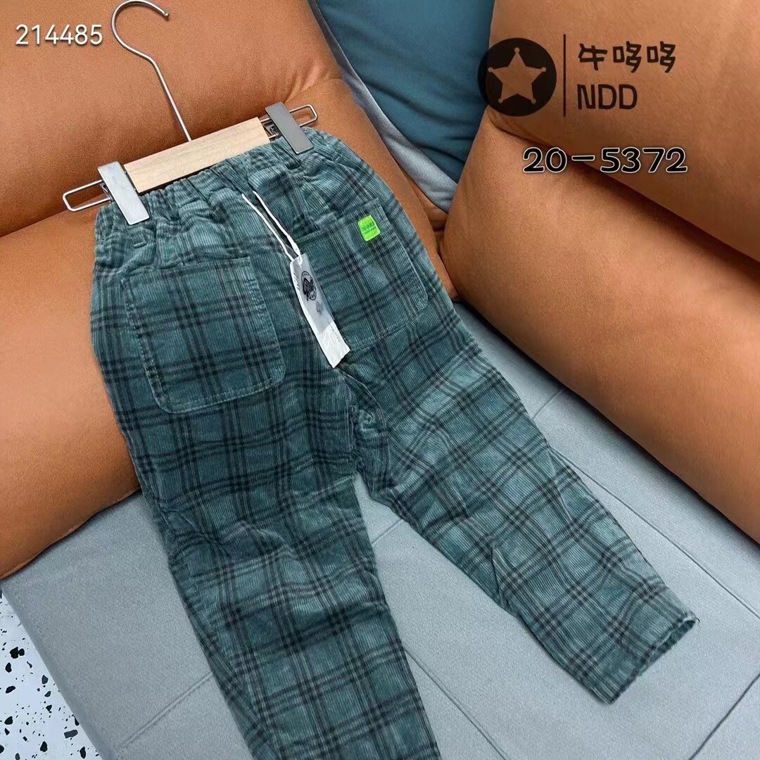 Niuduoduo winter children's middle-aged and older children's plaid double-layer plus velvet thickened warm corduroy casual trousers 3537