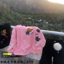 Breo childrens middle and big children Korean version of foreign style pure cotton cartoon bear double layer thickened plus velvet warm sweater 8772