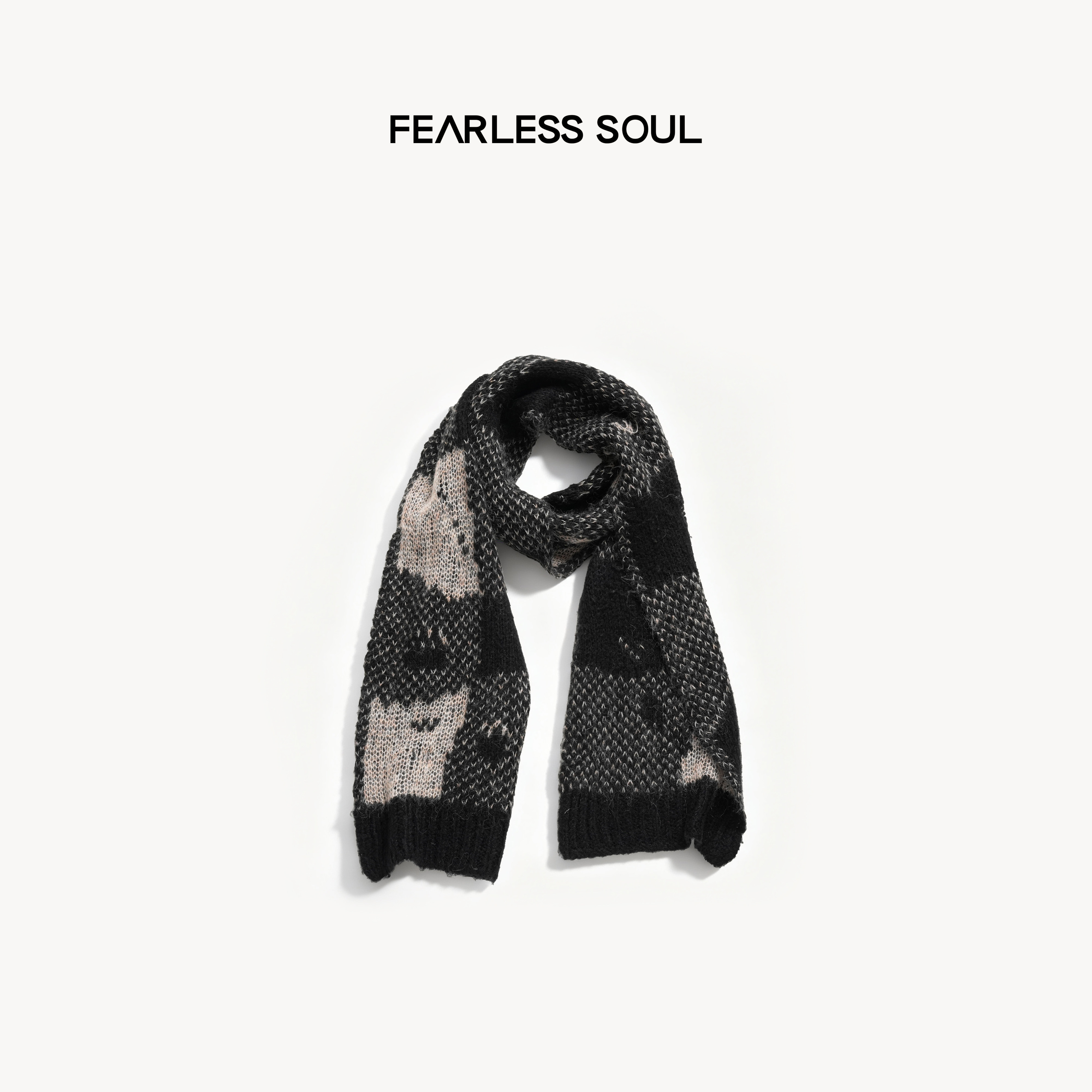 Taffa Tang Fafa Double-sided Perforated Jacquard Distressed Ragged Plaid Scarf 826FE793