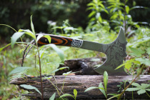 Nanyang rich businessman multi-function wolf head axe Camping axe Outdoor camp axe Tactical self-defense gift axe Cutting axe