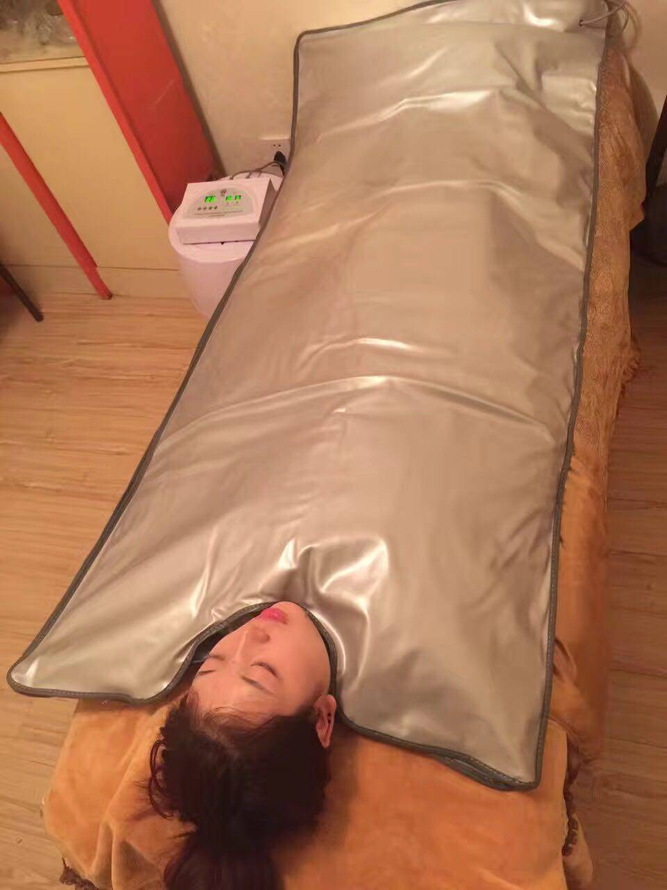 Beauty salon dehumidification acid removal space blanket seabuckthorn detoxification heating pad sweat steamed sleeping bag household dehumidification instrument