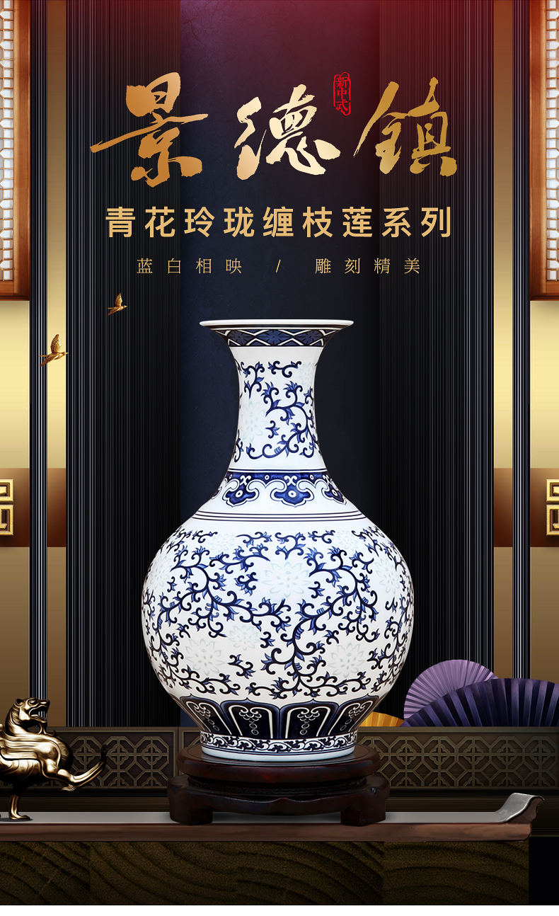 To the blue - and - white porcelain industry and exquisite branch lotus bottle