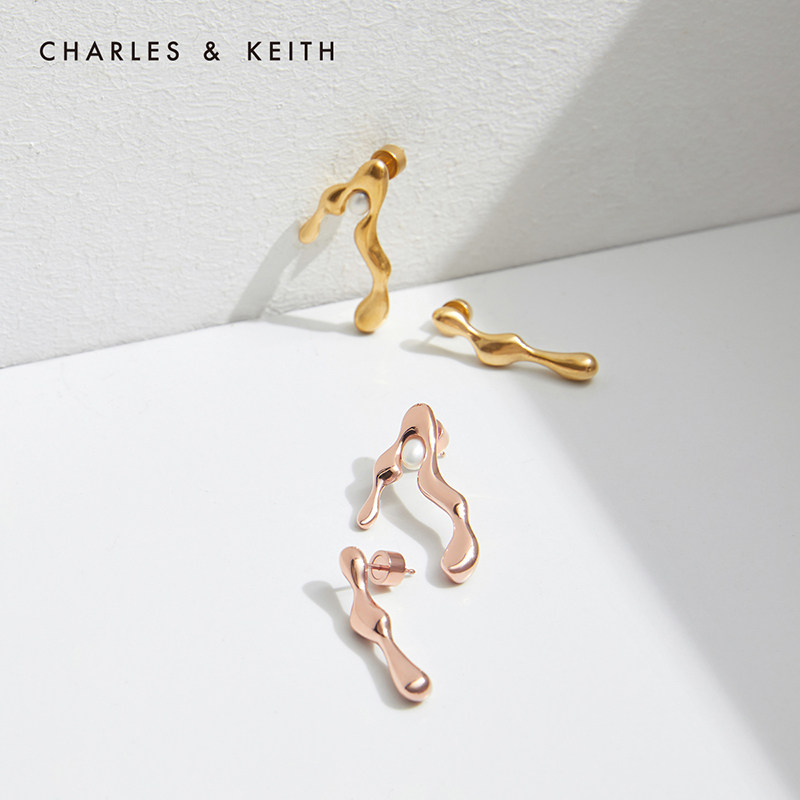 CHARLESKEITH ACCESSORIES CK5-41470081 LADY PEARL TEMPERAMENT LONG PLATE EARRINGS