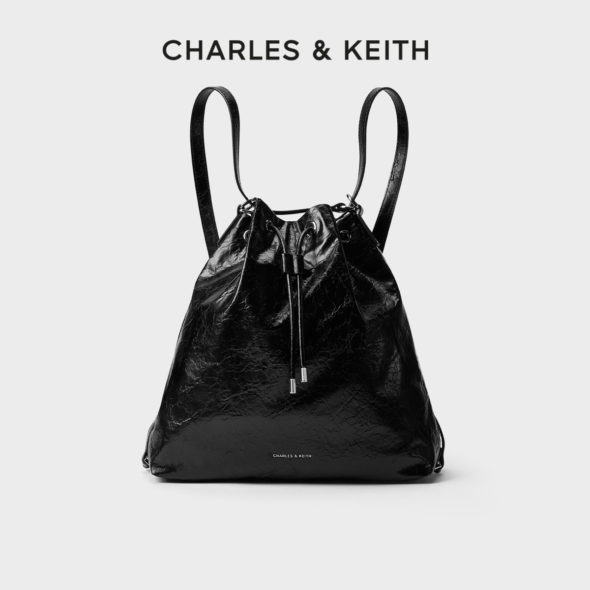CHARLES&amp;KEITH 夏用レディースバッグ CK2-10151393 ソフト多機能シングルショルダーバケットバッグ バックパック