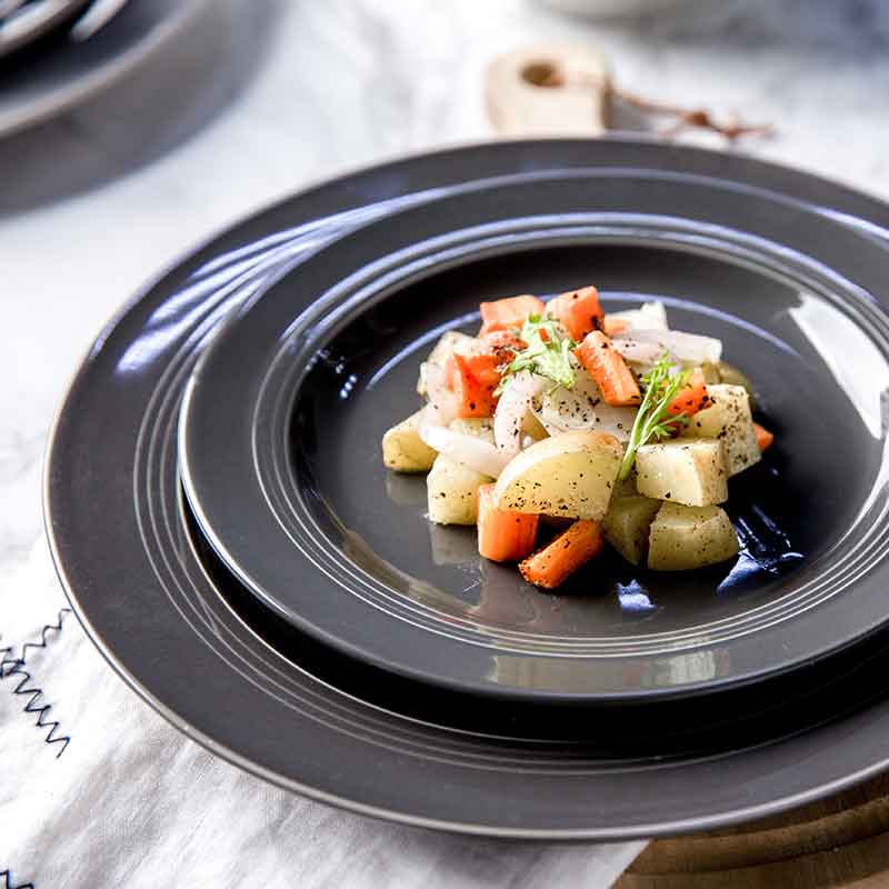 The Nordic contracted ceramic plate of beefsteak dish rice bowl spoon, plate suit