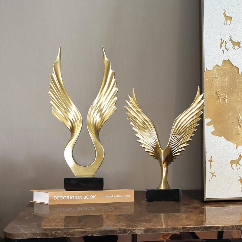 Modern light luxury ornaments Eagle abstract fortune crafts living room TV cabinet art creative office decoration