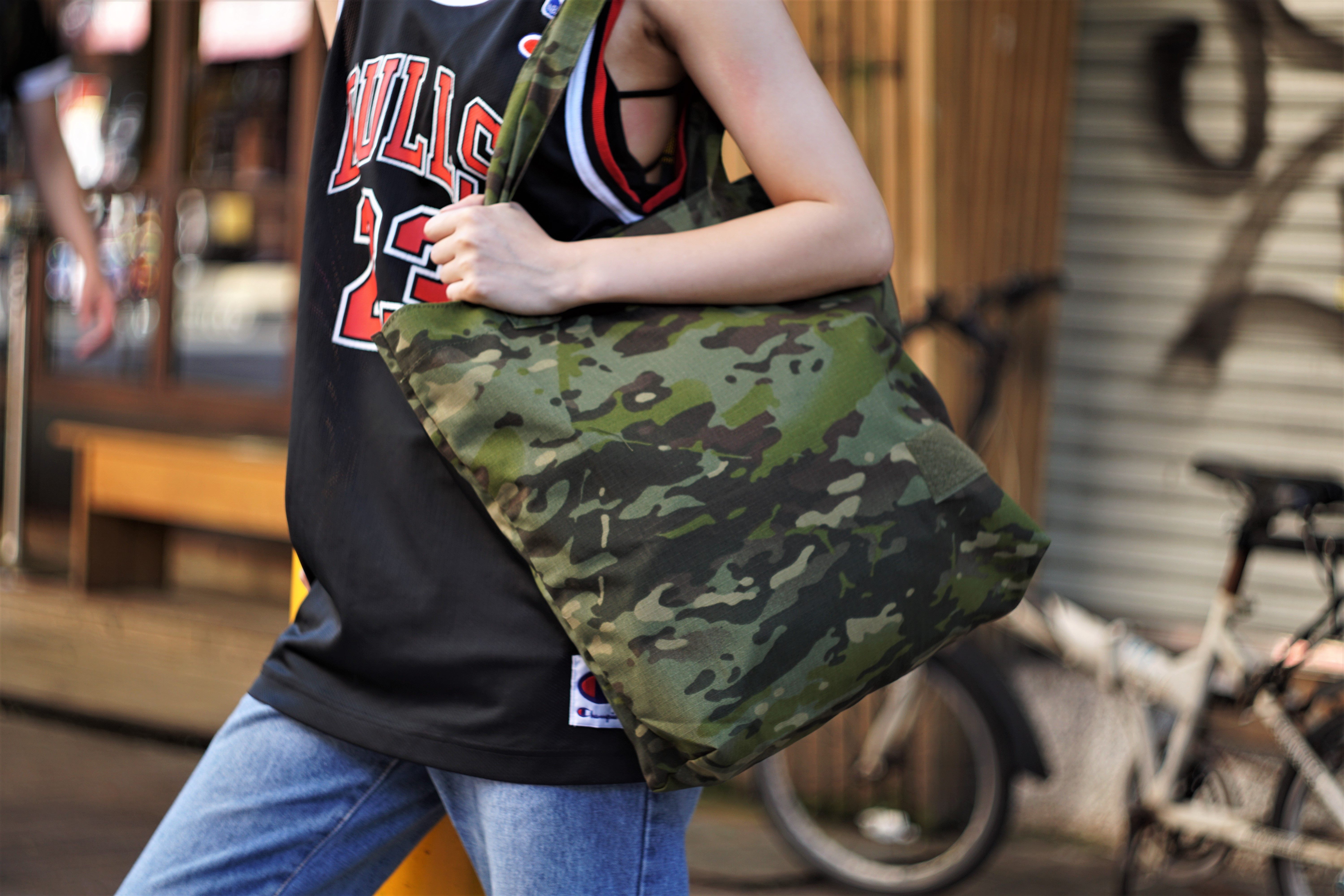 SOETAC Tactical Daily Satchel Camouflage Tote Bag Military Fan Shoulder Bag Military Style Bag