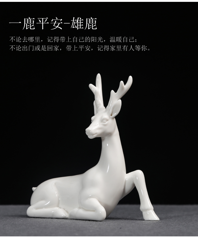 Dehua white porcelain deer tea pet furnishing articles vehicle accessories bon voyage instrument panel for men and women of high - grade creative sika deer