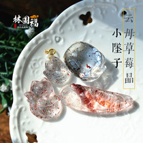 Spring Dance rare natural crystal mica strawberry crystal pendant necklace One-figure ladies