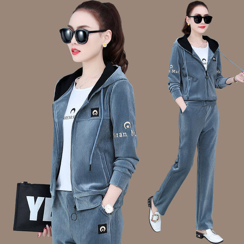 Leisure sports suit women's spring and autumn clothes 2020 new spring women's fashion foreign style golden velvet temperament occupation