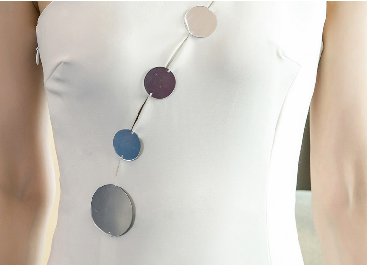 VK旗艦店 韓國夜店風斜肩禮服單肩性感包臀無袖洋裝