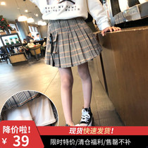 Girls plaid pleated skirt 2020 spring and summer new Korean version of the little girl Western style culottes baby college style skirt