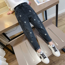 Girls Pants Spring and Autumn Korean version of foreign style girls 8 fashionable 9 thin embroidery 10 Joker 12 years old wearing jeans