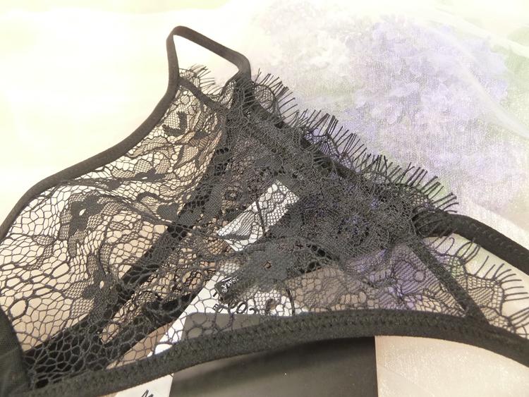 Thong nữ cảm giác ren một dòng sinh viên châu Âu và Mỹ đồ lót T quần hoang dã trong suốt - G-string quần lót nam thun lạnh
