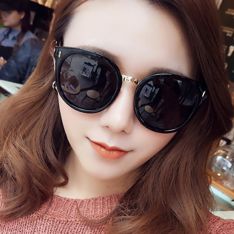 Sun Glasses Women Anti UV2020 Fashion polarized ink mirror Han version Tide Stars Net Red ROUND FACE SUNGLASSES