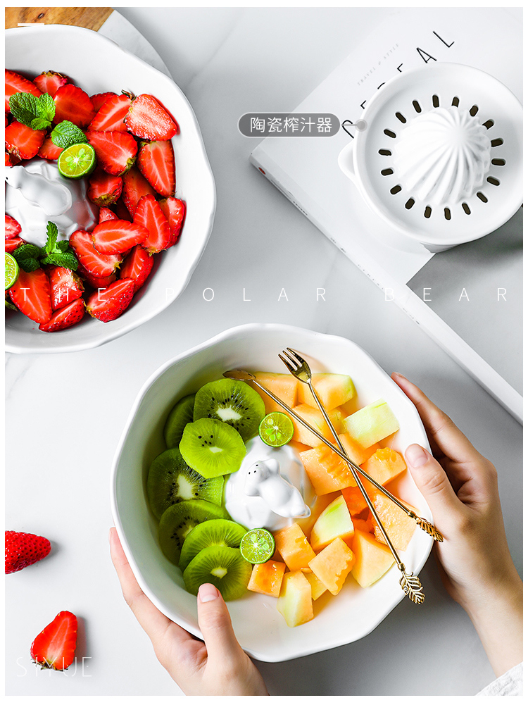 Boss on ice bears a salad bowl ins Japanese lovely creative three - dimensional household ceramics dessert fruit bowl