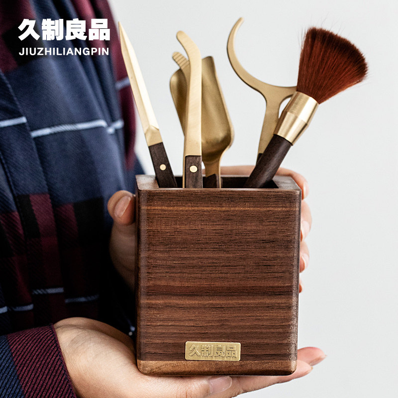 Long-made fine walnut tea ceremony Six-gentle solid wood black sandal suit pure copper kung fu tea clamp