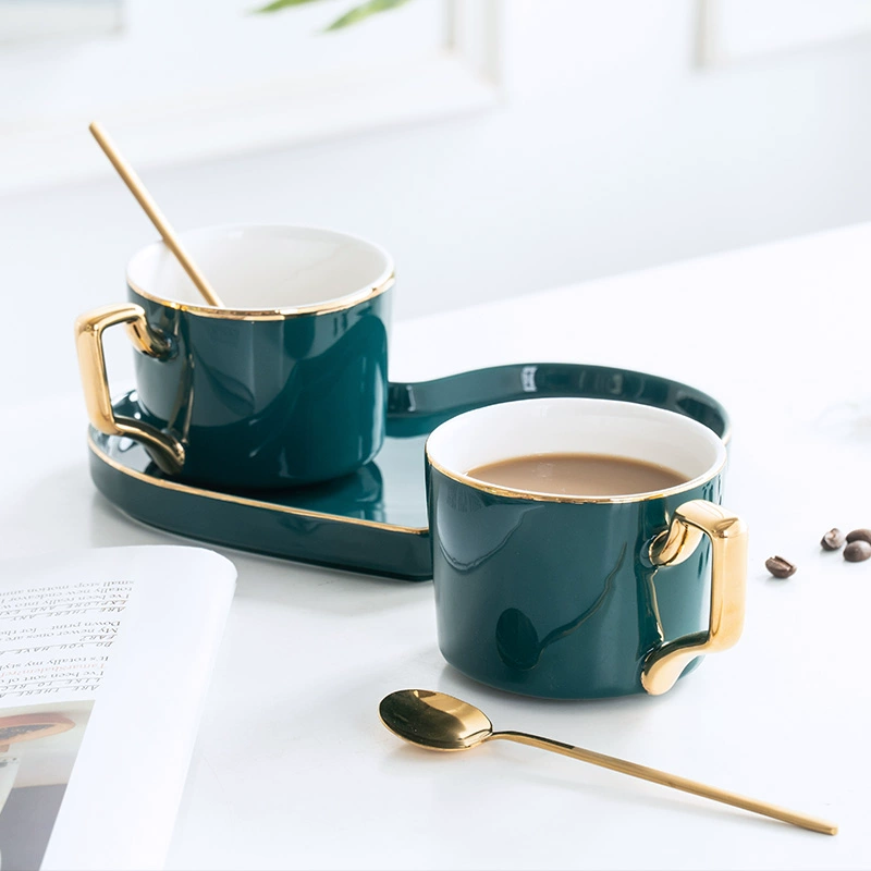 Tách cà phê sáng tạo với thìa Cốc sứ cá tính Cặp đôi cốc nước gia đình theo phong cách gia đình Cốc đĩa xu hướng - Tách