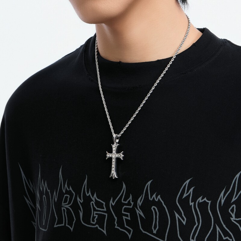 Full Diamond Vintage Cross Pendant Necklace, Double-Sided Wear, European and American Style, Hip-Hop Niche, Unisex Hip-Hop Titanium Steel Chain