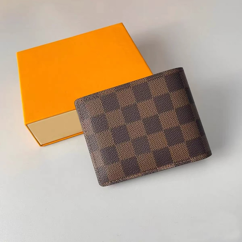 2026 New Model Genuine Leather Short Wallet for Men and Women, Fashionable Card Slot Short Bifold Coin Purse, 80% off Card Slots