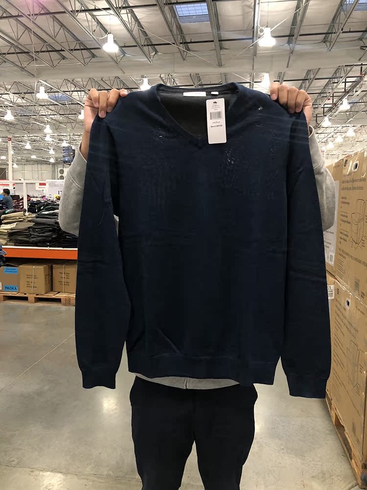 Trên đường đi, áo len dệt kim dài tay cổ chữ V của Calvin Klein CK áo cardigan nam