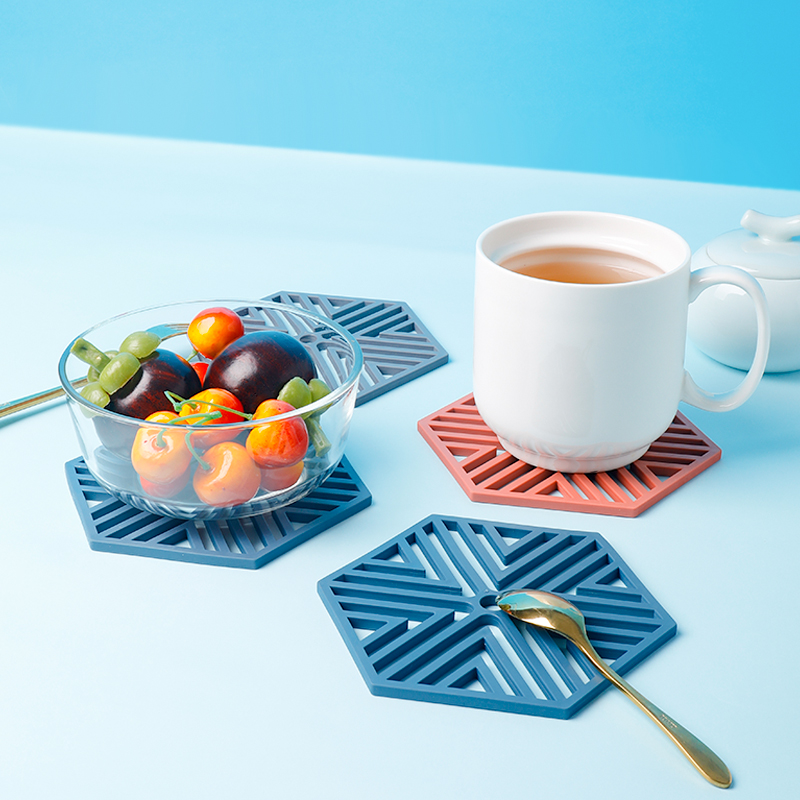 Household table mat insulation thickening pad bowl mat kitchen Nordic creative anti-scalding table mat plate mat pot mat tea coaster