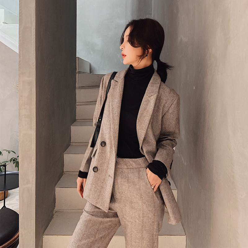 Europe station small suit suit women 2022 fall new fashion temperament Korean version of Inn Wind retro Western suit