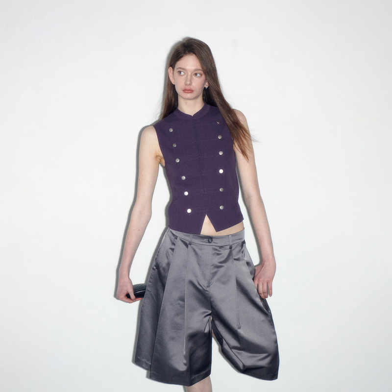 Short Wave Textured Napoleon Buttoned Sleeveless Vest