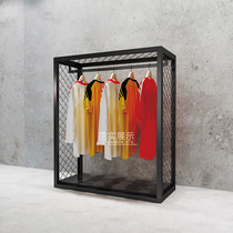 Sports and leisure clothing display rack Mens store floor-to-ceiling outdoor clothing ball clothing rack Nakajima display table commercial