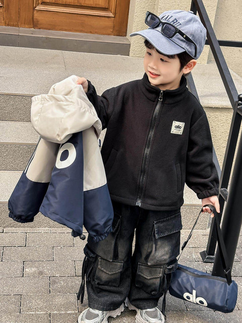 French Boys' Jacket Spring Children's 3-in-1 Windbreaker 2026 New Stylish Sports Boys' Spring Coat