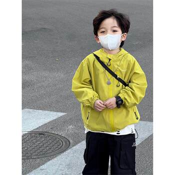 French Boys' Outdoor Jacket 2026 New Spring Collection Children's Hooded Coat Spring and Autumn Style Cool Outdoor Clothing for Young Children